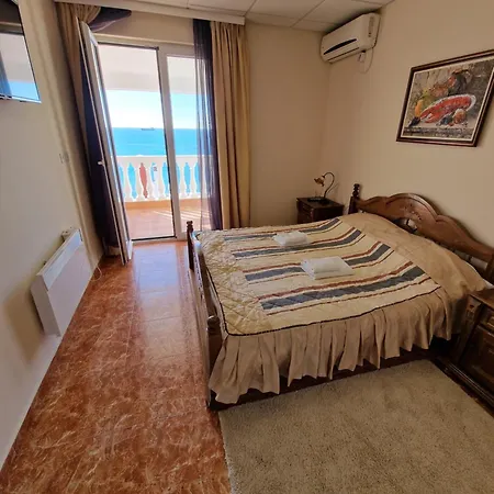 Villa Izvor-2